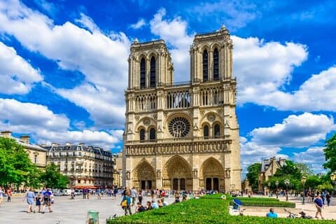 Tour a pie por la ciudad de París con audioguía