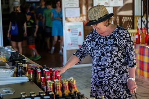 Privat rundtur Saint Lucia Retail Therapy Experience
