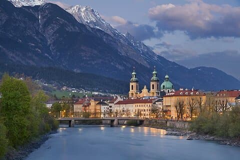 Visite privée de la vieille ville d'Innsbruck et déjeuner autrichien inclus