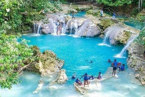 Visite privée de la rivière Dunns et du Blue Hole depuis Montego Bay
