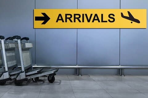 Llegada a JFK: traslados privados en furgoneta a la ciudad de Nueva York