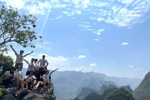 Circuit de 3 jours en moto avec guide en petit groupe dans la région de Ha Giang