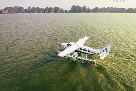Halong Bay 1 dagstur: Hotell i nærheten av Scenic Sky Seaplane & Luxury Day Cruise
