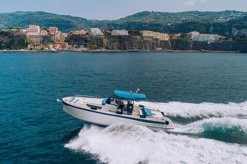 Ischia en Procida privéjachttour vanuit Sorrento
