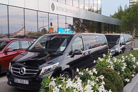 Luxuriöser privater Transfer vom Flughafen Zagreb zu Hotels und umgekehrt