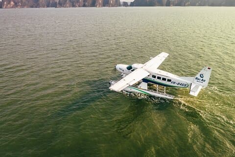 Halong Bay sightseeingtur med sjøfly