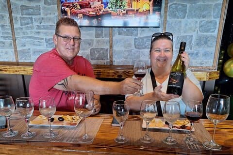 Visite de la brasserie de dégustation de vins de Sint Maarten et de Jet-Blast