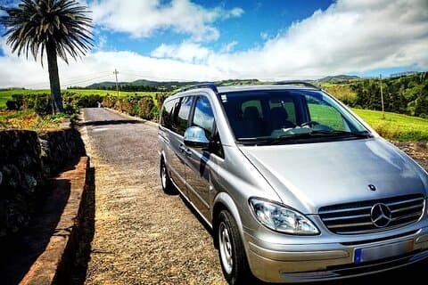 Private Mini Van Sete Cidades and Lagoa do Fogo (1-6 people)