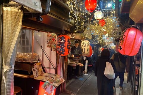 Tokyo Shinjuku Japansk Lokal Bar Hopping og mat tur