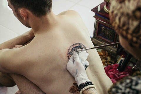 Chiang Mai Sak Yant Tattoo Av Ajarn Tu