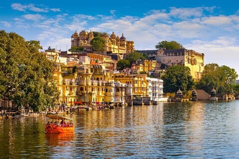 Full Day Private Sightseeing Tour with Guide of Udaipur