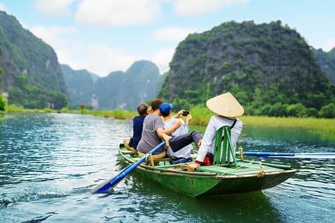 3 Days Luxury Tour Ninh Binh and Ha Long Bay 5 stars Cruise