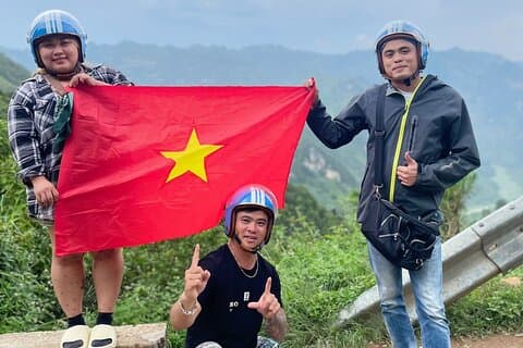 Ha Giang Loop 2-tägige private Motorradtour durch die Berge