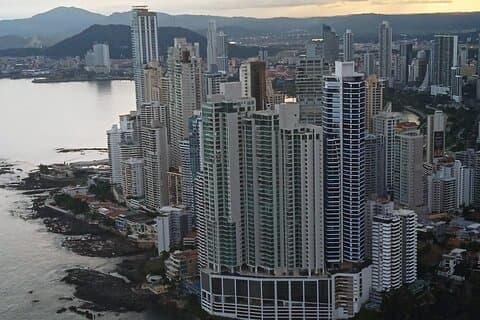 Private Half Day Guided Tour in Panama city