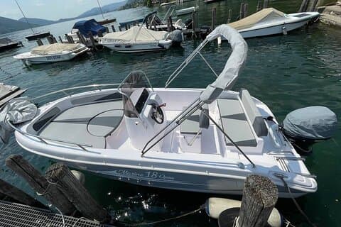 Boat Rental Without License for a Whole Day