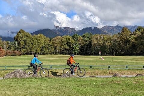 Private geführte E-Bike-Tour durch das Yatsugatake-Hochland