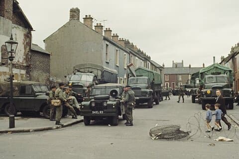 2-stündige Belfast Original Drivers the Troubles Black Taxi Tour