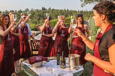 Concierto de ópera en vivo y cata de vinos en Florencia