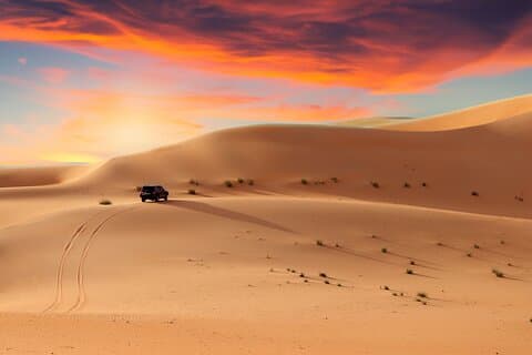 Abu Dhabi Bedouin Desert Camp - Desert Camping i Abu Dhabi
