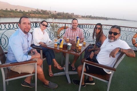 Cruzeiro de 2 noites de Aswan a Luxor, incluindo todos os passeios turísticos