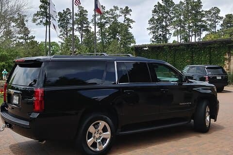 Private SUV Transfer Galveston to Hobby Airport for 6 People