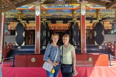Kunozan Toshogu Shrine to Miho Matsubara / V-G