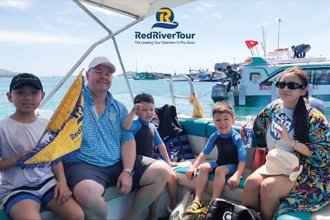 RED RIVER TOUR (Private tour): 4 ISLANDS TOUR BY SPEEDBOAT
