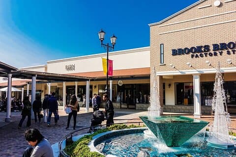 Excursão privada de compras de Osaka ao Kobe Sanda Premium Outlets