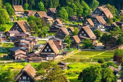 Shirakawago and Hida Takayama Tour From Nagoya