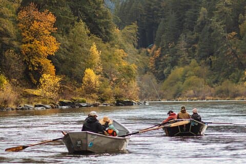 Wildwatervissen en raften in Rogue River