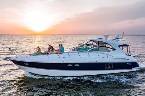 4 Hours Happy Hour Cruise