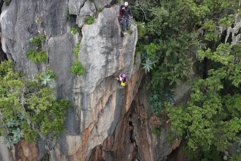 Private Rappelling Experience in Valle de Bravo