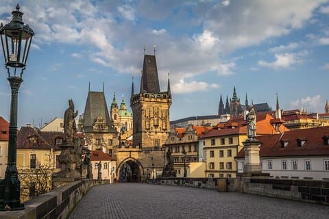 Tour privato di Praga di 4 ore con ritiro e riconsegna dell'hotel