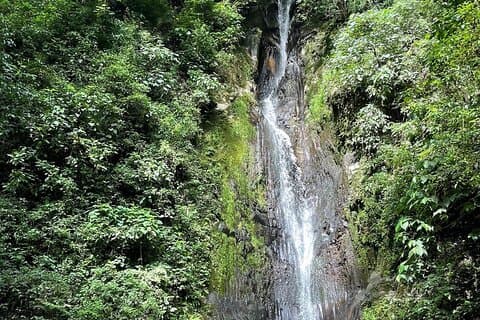 Entdecken Sie den Wasserfall mit dem ATV oder UTV
