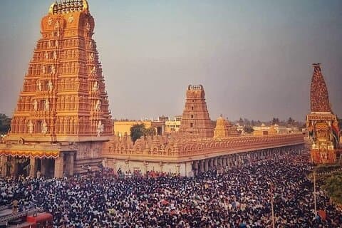 Excursão privada de um dia de Trichy a Tanjore e Kumbakonam