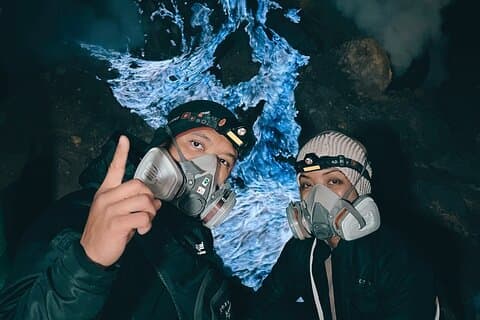 スラバヤ/マラン発 4D3N ブロモ イジェン トゥンパク セウ滝ツアー