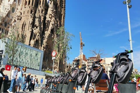 Visite guidée exclusive en Segway : Les Merveilles de Gaudí