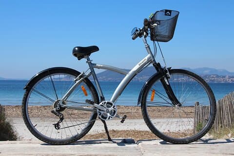 Bike rental for the whole family in Hyères