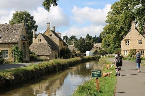 All Inclusive heldags privat tur i Oxford og Cotswold