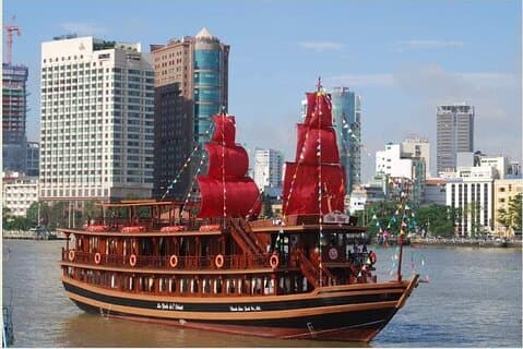 Indokina Queen Dinner Cruise på Saigon River