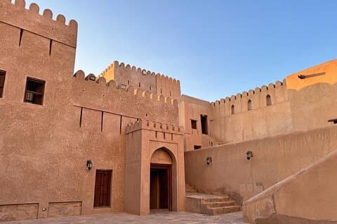 Amouage & Nizwa Full-Day Tour: Fort, Souq & Barakat Al Mouz
