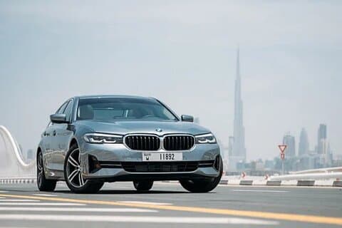 BMW 5 Series Private Airport Transfer to OR from Dubai Airport