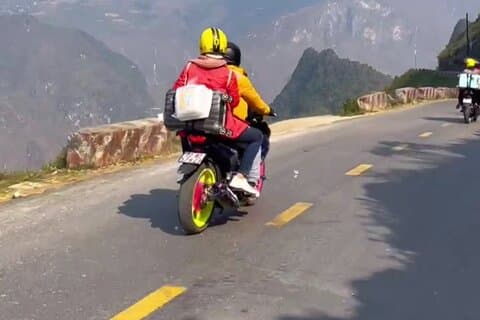 3 Days Ha Giang Loop Motorbike Tour From Sapa by Sleeping bus