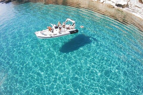 Halve dag privé dinghy excursie naar Sant'Antioco