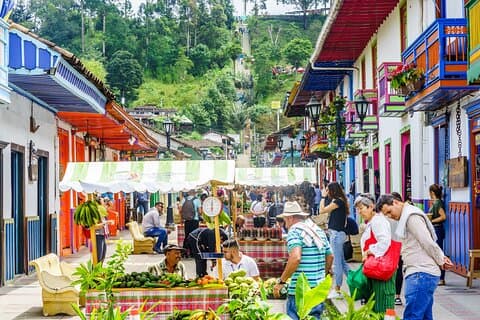 Tour Filandia, Salento e Vale Cocora