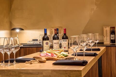 Breathtaking Wine Tasting in the heart of Sorrento