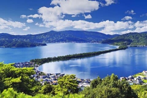 Visite privée en charter d'Osaka Routes Miyama, Amanohashidate et Uji