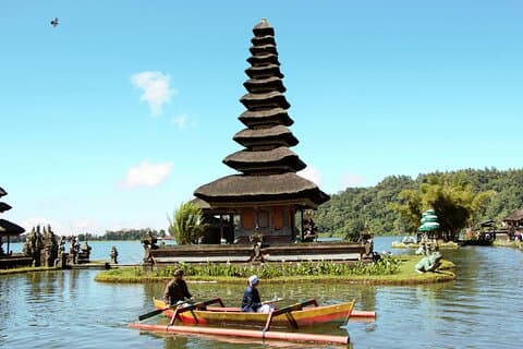 Volledige dag all-inclusive privé Bedugul en Tanah Lot-tour