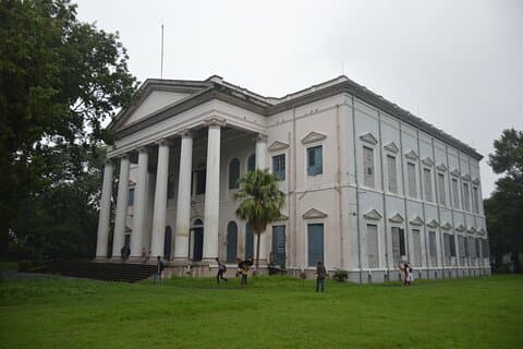 Day trip from Kolkata for a Slice of Europe