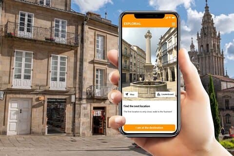 Santiago de Compostela Scavenger Hunt and Sights Self-Guided Tour